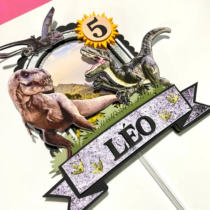 Topo de bolo artesanal personalizado para festa de aniversário